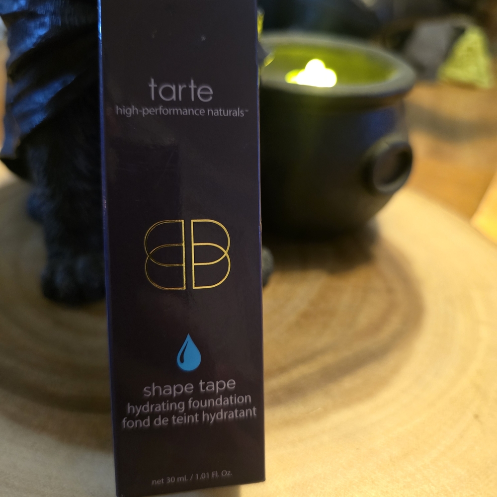 Tarte Shape Tape Hydrating Foundation - Deep Purple Box